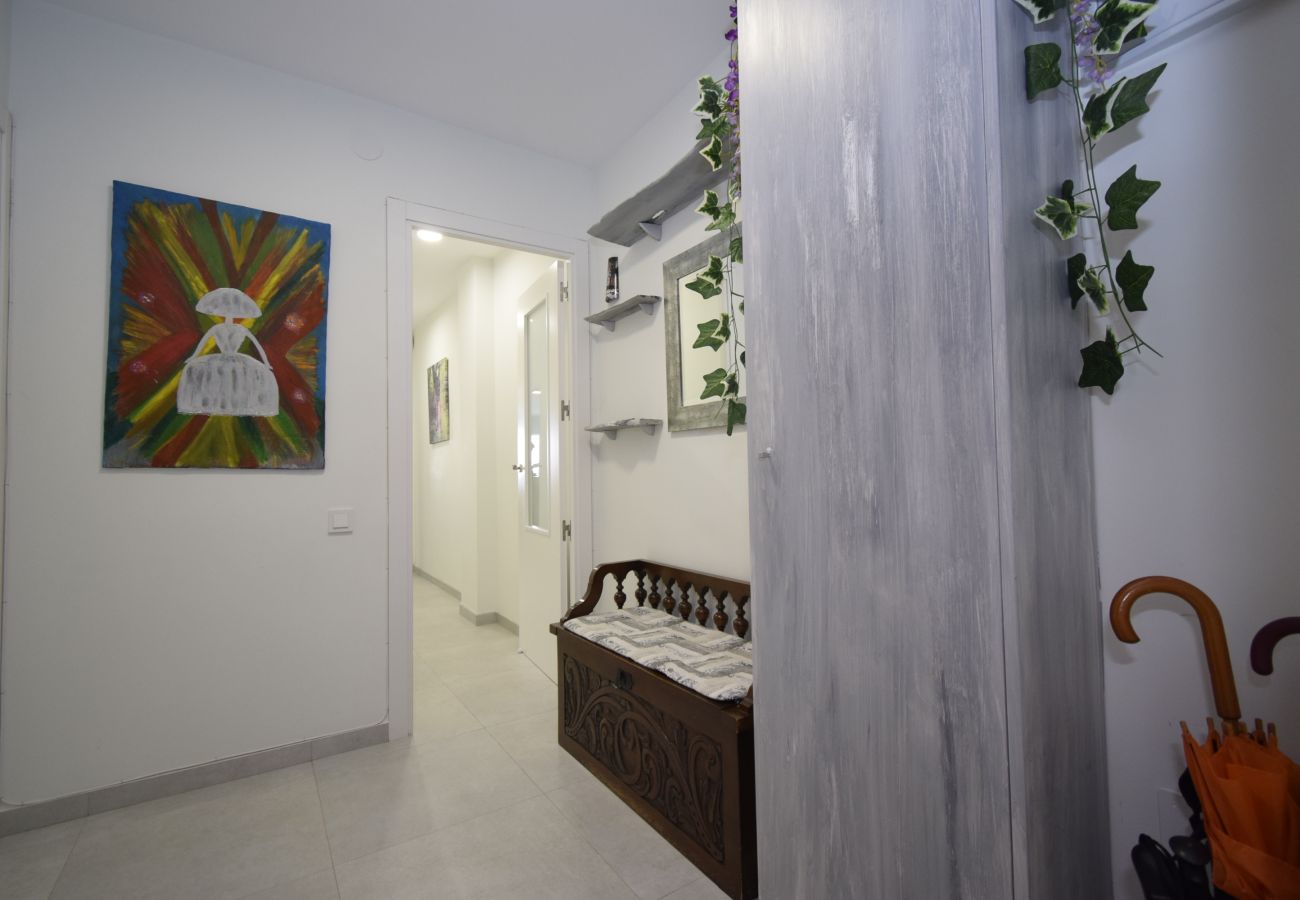 Apartamento en Benidorm - EMALCO (2 DORMITORIOS)